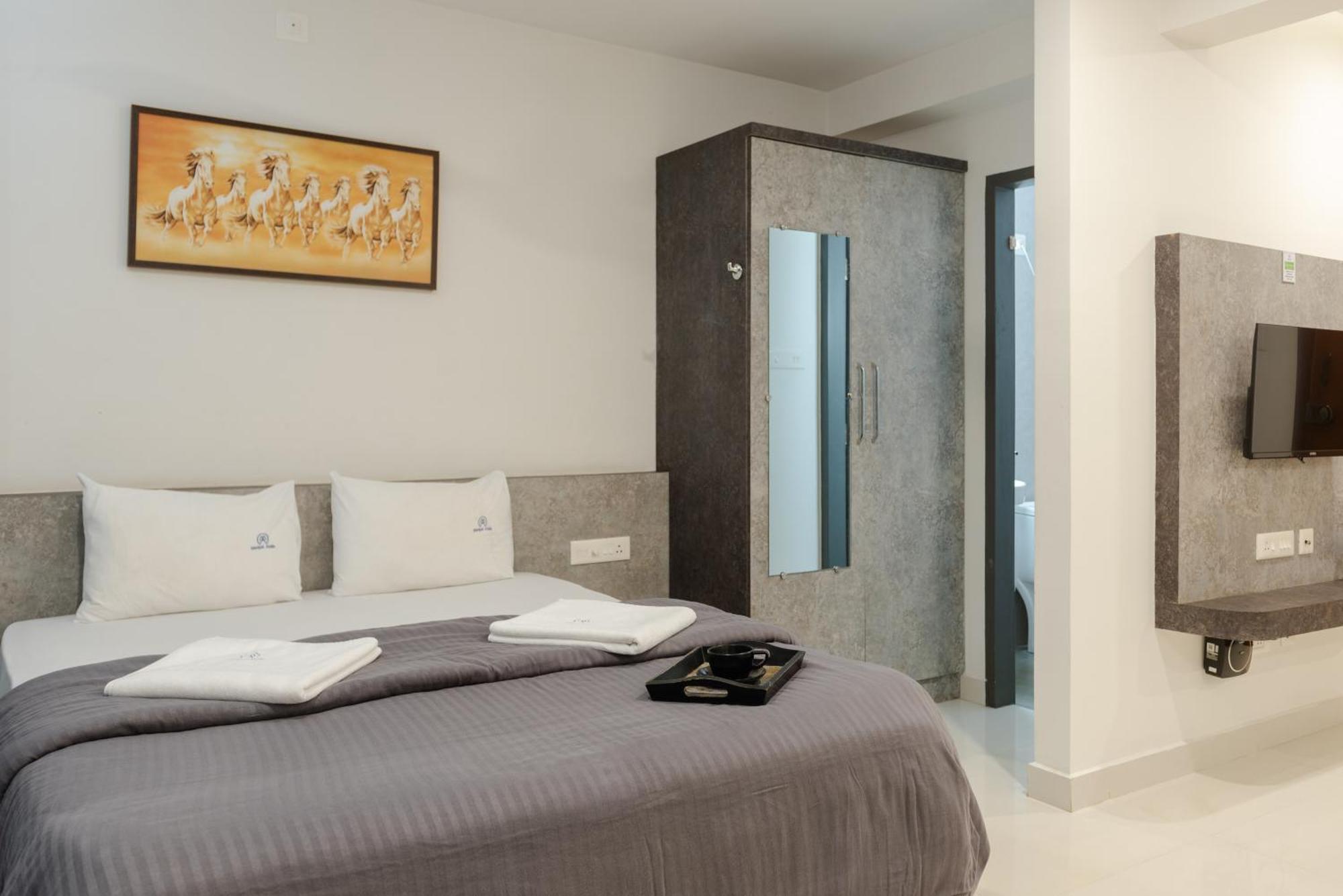 Manipal Atalia Service Apartments Exterior foto